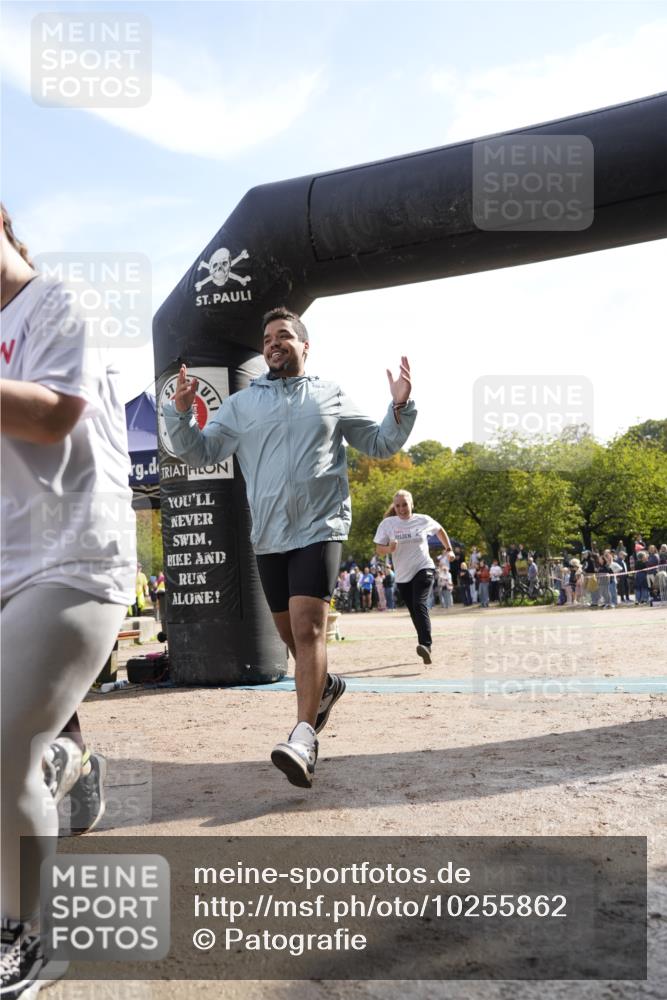 13.09.2026 - Stadtparktriathlon Patografie http://msf.ph/oto/10255862 13.09.2026 11:31:13 Ziel 248, 299 meine-sportfotos.de