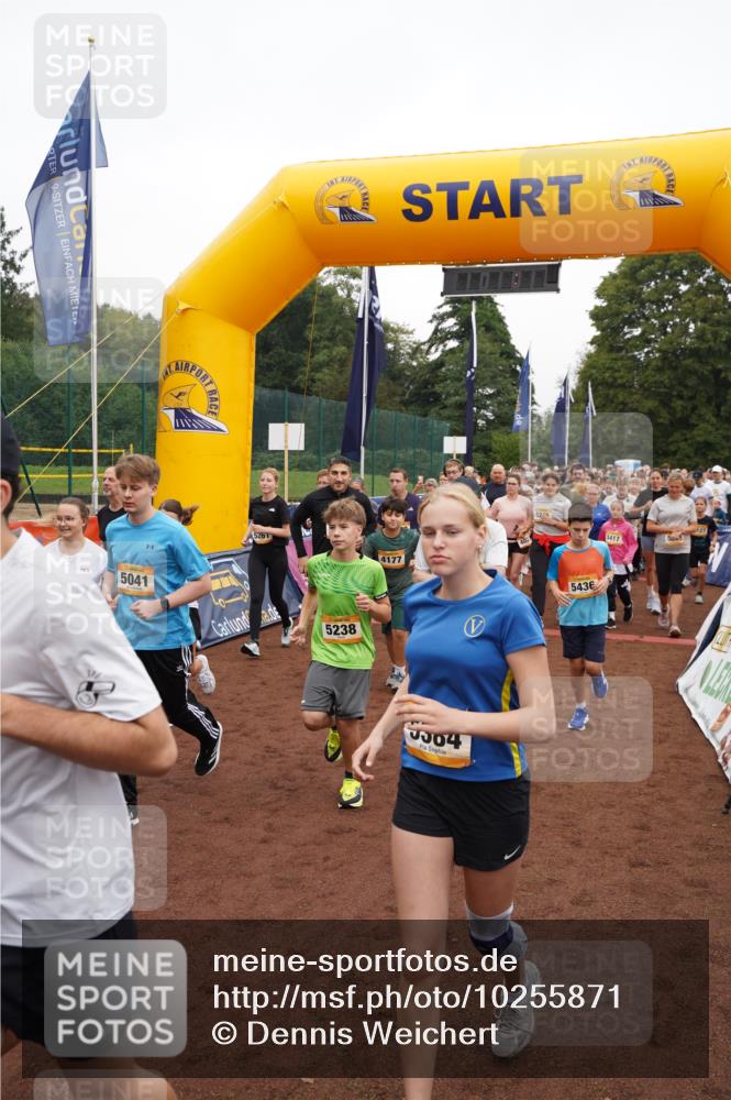 13.09.2026 - Airport Race Dennis Weichert http://msf.ph/oto/10255871 13.09.2026 10:01:01 Laufen  meine-sportfotos.de