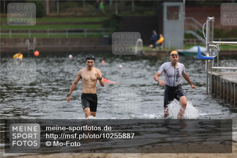 13.09.2026 - Stadtparktriathlon Mo-Foto http://msf.ph/oto/10255887 13.09.2026 10:35:36 Schwimmen 519, 531 meine-sportfotos.de