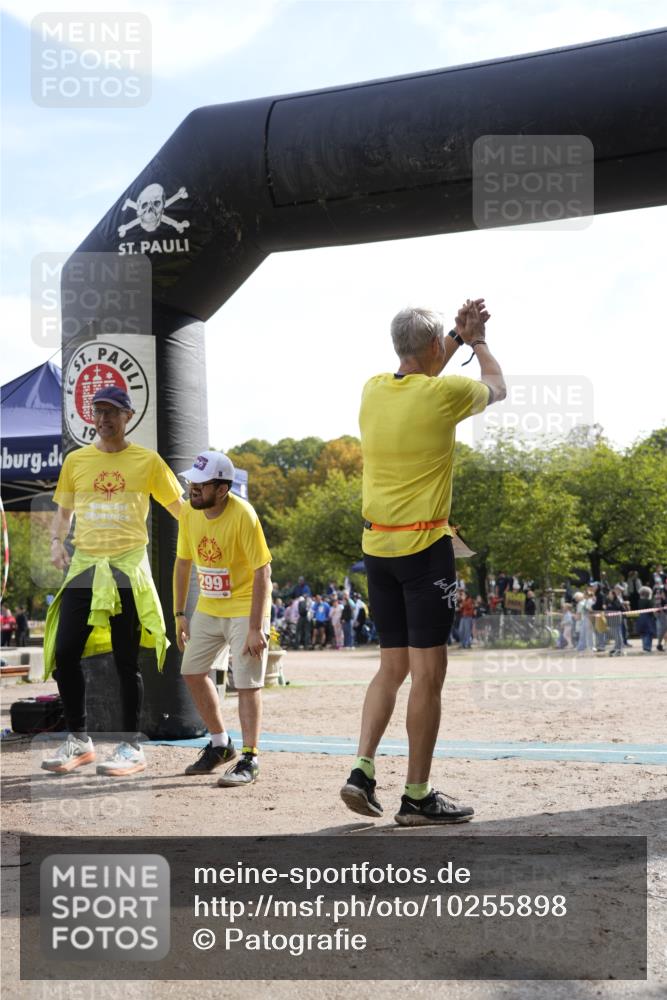 13.09.2026 - Stadtparktriathlon Patografie http://msf.ph/oto/10255898 13.09.2026 11:31:24 Ziel 299 meine-sportfotos.de