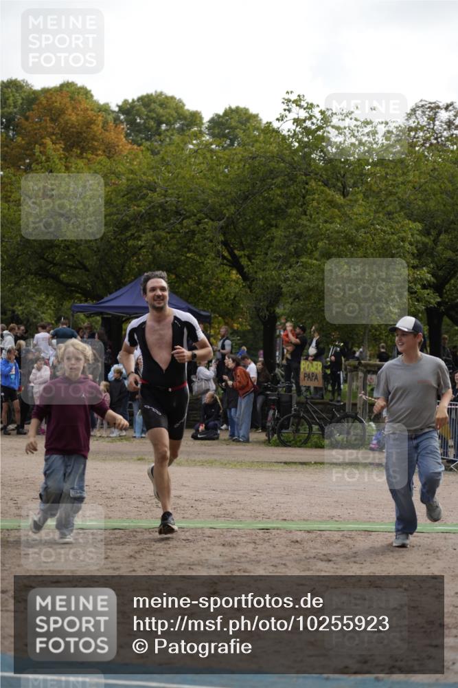 13.09.2026 - Stadtparktriathlon Patografie http://msf.ph/oto/10255923 13.09.2026 11:32:09 Ziel 527 meine-sportfotos.de