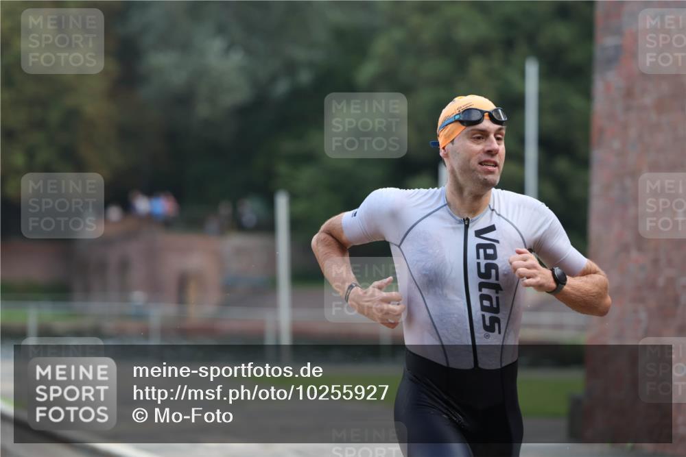 13.09.2026 - Stadtparktriathlon Mo-Foto http://msf.ph/oto/10255927 13.09.2026 10:35:44 Schwimmen 519, 531 meine-sportfotos.de