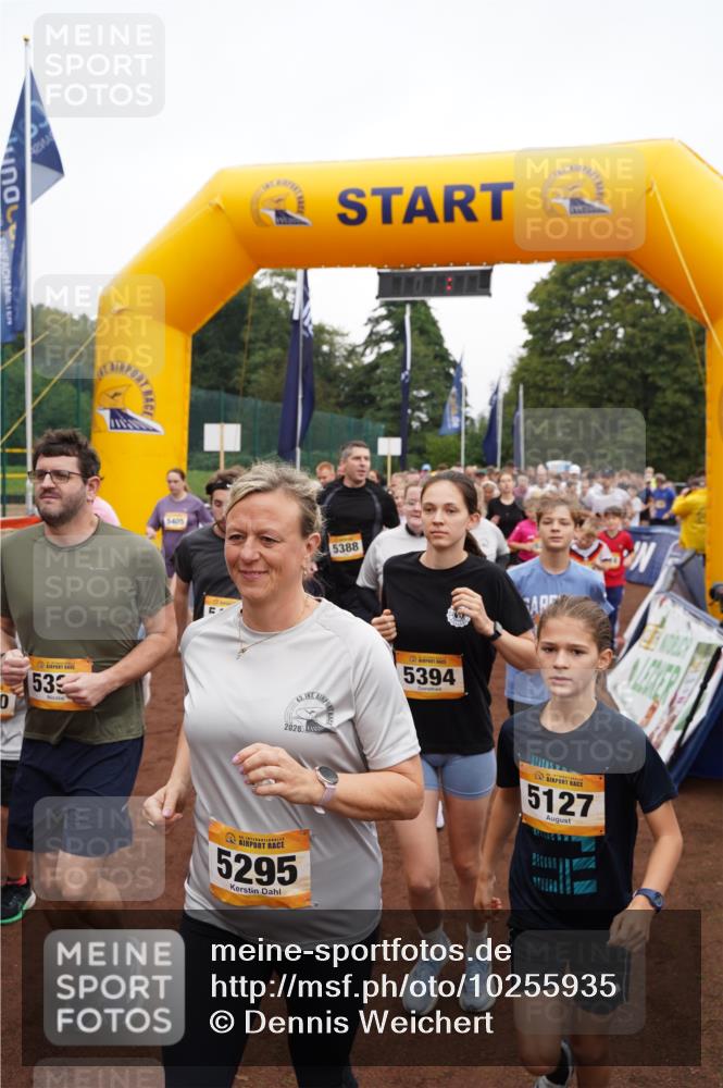 13.09.2026 - Airport Race Dennis Weichert http://msf.ph/oto/10255935 13.09.2026 10:01:06 Laufen  meine-sportfotos.de