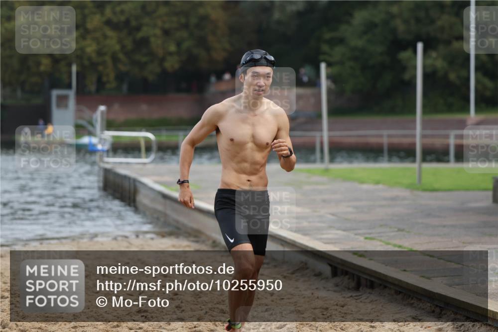 13.09.2026 - Stadtparktriathlon Mo-Foto http://msf.ph/oto/10255950 13.09.2026 10:35:47 Schwimmen 519, 531 meine-sportfotos.de