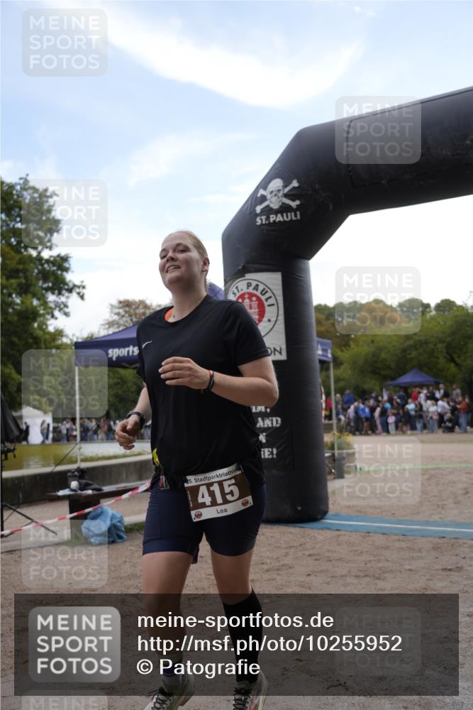 13.09.2026 - Stadtparktriathlon Patografie http://msf.ph/oto/10255952 13.09.2026 11:32:34 Ziel 415 meine-sportfotos.de