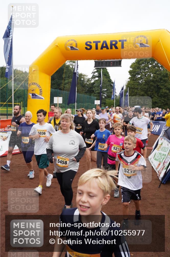 13.09.2026 - Airport Race Dennis Weichert http://msf.ph/oto/10255977 13.09.2026 10:01:08 Laufen  meine-sportfotos.de