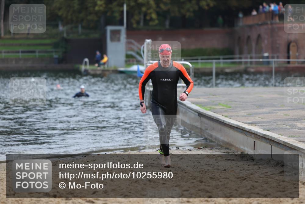 13.09.2026 - Stadtparktriathlon Mo-Foto http://msf.ph/oto/10255980 13.09.2026 10:36:05 Schwimmen 581 meine-sportfotos.de