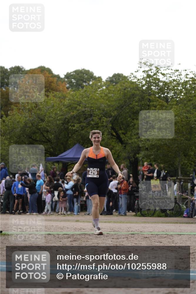 13.09.2026 - Stadtparktriathlon Patografie http://msf.ph/oto/10255988 13.09.2026 11:33:17 Ziel 429 meine-sportfotos.de