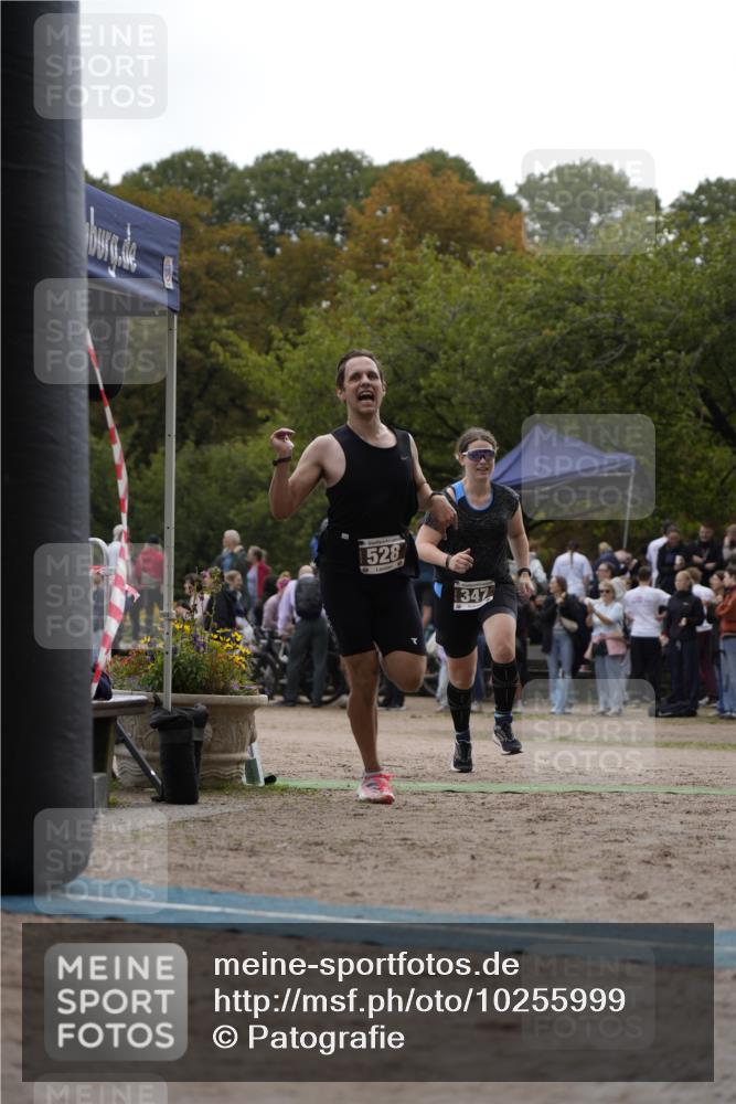 13.09.2026 - Stadtparktriathlon Patografie http://msf.ph/oto/10255999 13.09.2026 11:33:40 Ziel 347, 528, 536 meine-sportfotos.de