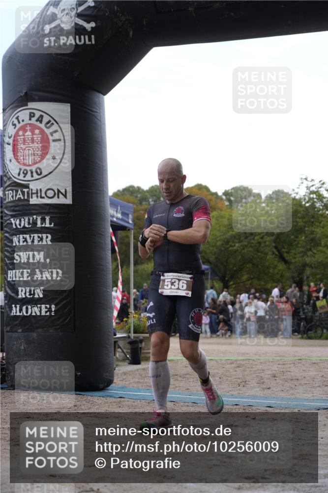 13.09.2026 - Stadtparktriathlon Patografie http://msf.ph/oto/10256009 13.09.2026 11:33:47 Ziel 343, 347, 528, 536 meine-sportfotos.de