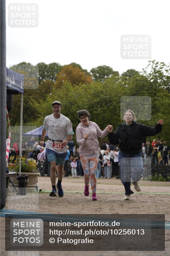 13.09.2026 - Stadtparktriathlon Patografie http://msf.ph/oto/10256013 13.09.2026 11:33:51 Ziel 343, 383, 536 meine-sportfotos.de