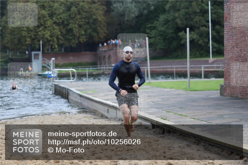 13.09.2026 - Stadtparktriathlon Mo-Foto http://msf.ph/oto/10256026 13.09.2026 10:36:29 Schwimmen 467 meine-sportfotos.de