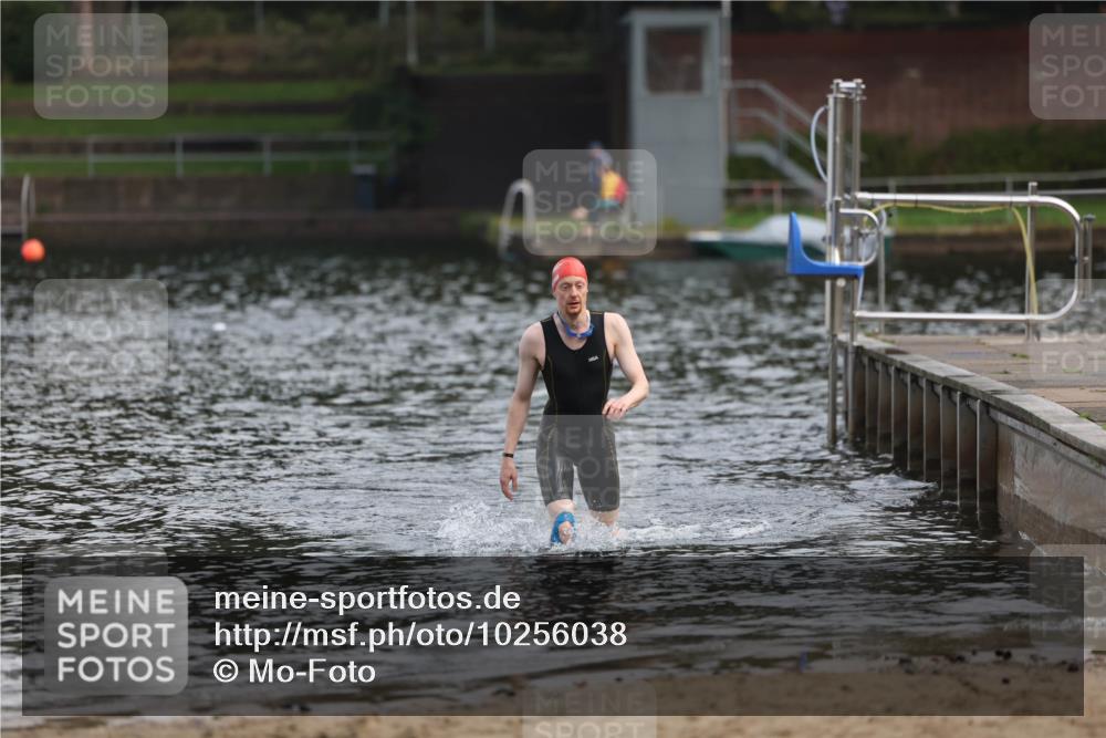 13.09.2026 - Stadtparktriathlon Mo-Foto http://msf.ph/oto/10256038 13.09.2026 10:36:45 Schwimmen 497 meine-sportfotos.de