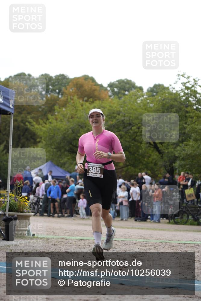 13.09.2026 - Stadtparktriathlon Patografie http://msf.ph/oto/10256039 13.09.2026 11:34:08 Ziel 385, 499, 540 meine-sportfotos.de