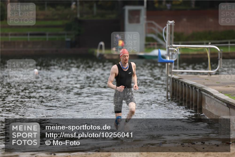 13.09.2026 - Stadtparktriathlon Mo-Foto http://msf.ph/oto/10256041 13.09.2026 10:36:47 Schwimmen 497 meine-sportfotos.de