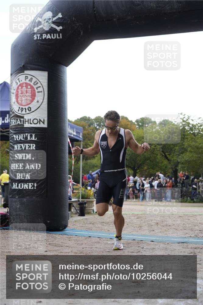 13.09.2026 - Stadtparktriathlon Patografie http://msf.ph/oto/10256044 13.09.2026 11:34:22 Ziel 564 meine-sportfotos.de