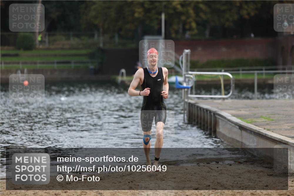 13.09.2026 - Stadtparktriathlon Mo-Foto http://msf.ph/oto/10256049 13.09.2026 10:36:50 Schwimmen 497 meine-sportfotos.de