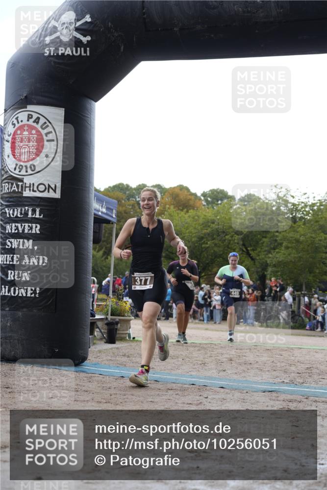 13.09.2026 - Stadtparktriathlon Patografie http://msf.ph/oto/10256051 13.09.2026 11:34:47 Ziel 377, 381, 390, 449 meine-sportfotos.de