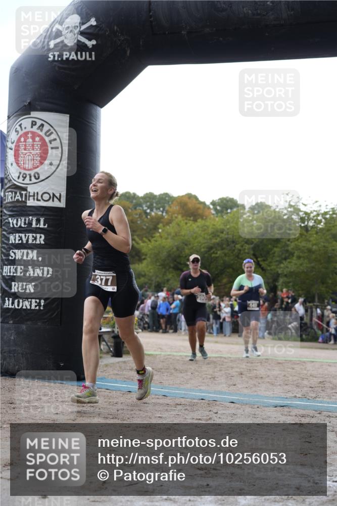 13.09.2026 - Stadtparktriathlon Patografie http://msf.ph/oto/10256053 13.09.2026 11:34:47 Ziel 377, 381, 390, 449 meine-sportfotos.de
