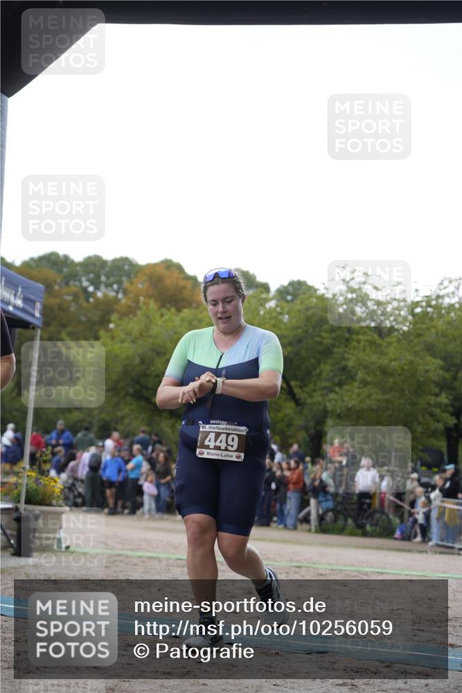 13.09.2026 - Stadtparktriathlon Patografie http://msf.ph/oto/10256059 13.09.2026 11:34:50 Ziel 377, 381, 390, 449 meine-sportfotos.de