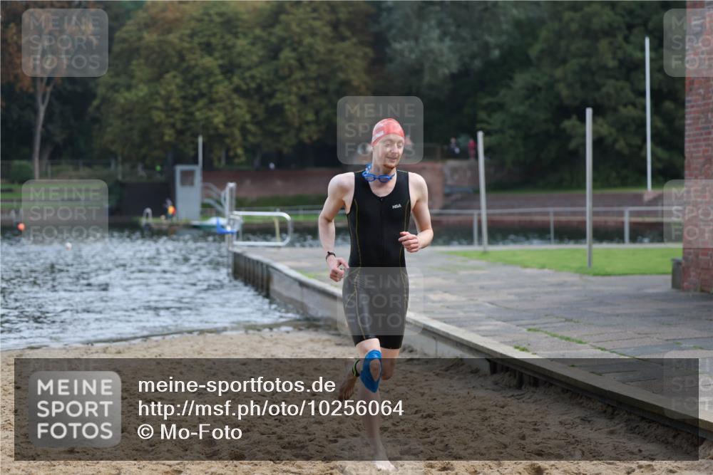 13.09.2026 - Stadtparktriathlon Mo-Foto http://msf.ph/oto/10256064 13.09.2026 10:36:52 Schwimmen 497 meine-sportfotos.de