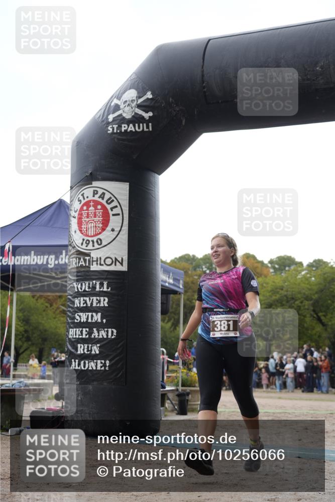 13.09.2026 - Stadtparktriathlon Patografie http://msf.ph/oto/10256066 13.09.2026 11:34:55 Ziel 381, 390, 449 meine-sportfotos.de