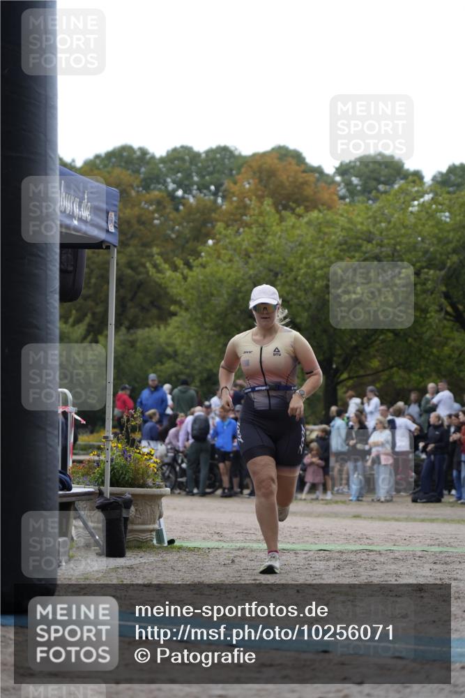 13.09.2026 - Stadtparktriathlon Patografie http://msf.ph/oto/10256071 13.09.2026 11:35:04 Ziel 346 meine-sportfotos.de