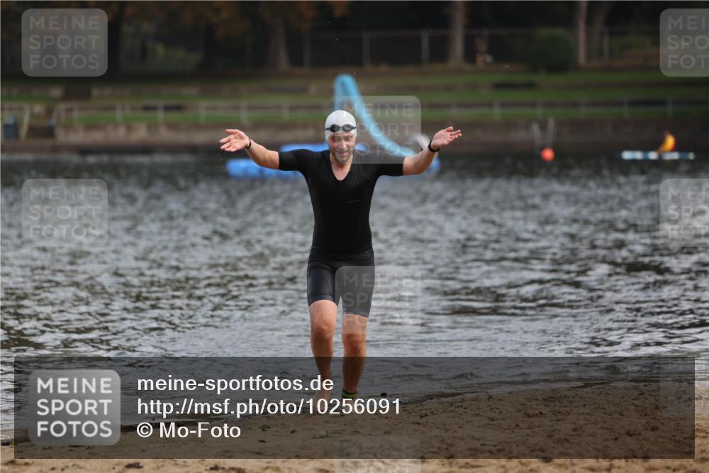 13.09.2026 - Stadtparktriathlon Mo-Foto http://msf.ph/oto/10256091 13.09.2026 10:37:41 Schwimmen 579 meine-sportfotos.de