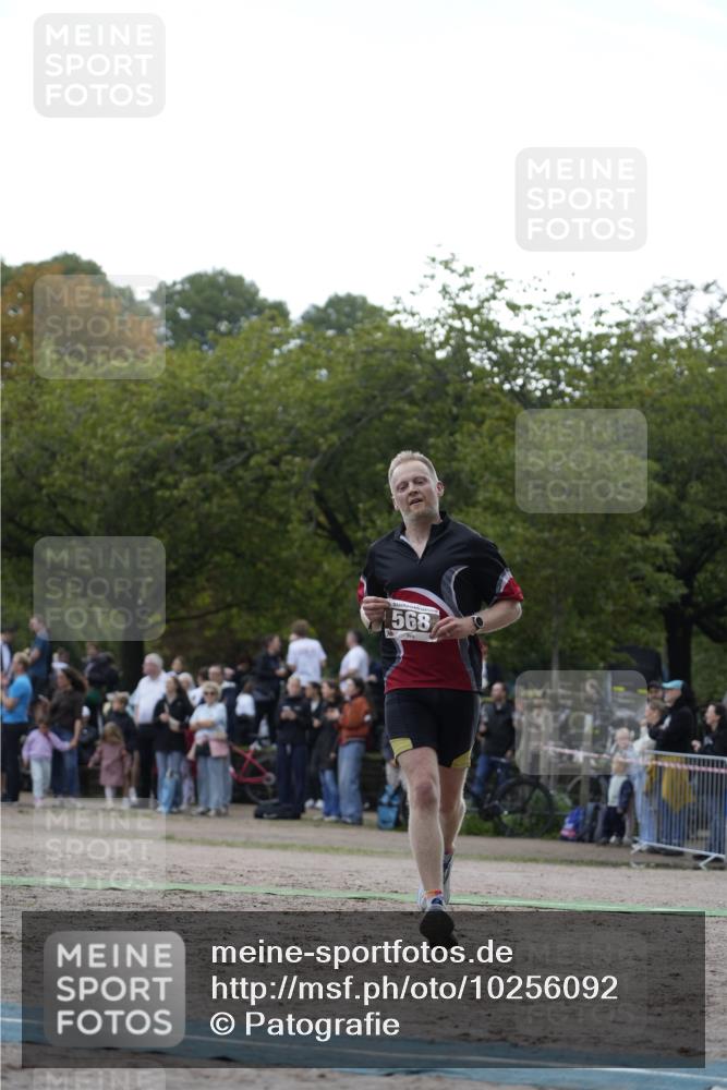 13.09.2026 - Stadtparktriathlon Patografie http://msf.ph/oto/10256092 13.09.2026 11:35:41 Ziel 568 meine-sportfotos.de