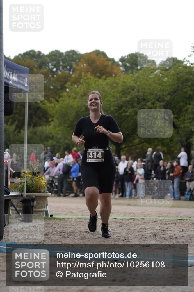 13.09.2026 - Stadtparktriathlon Patografie http://msf.ph/oto/10256108 13.09.2026 11:35:52 Ziel 351, 414 meine-sportfotos.de