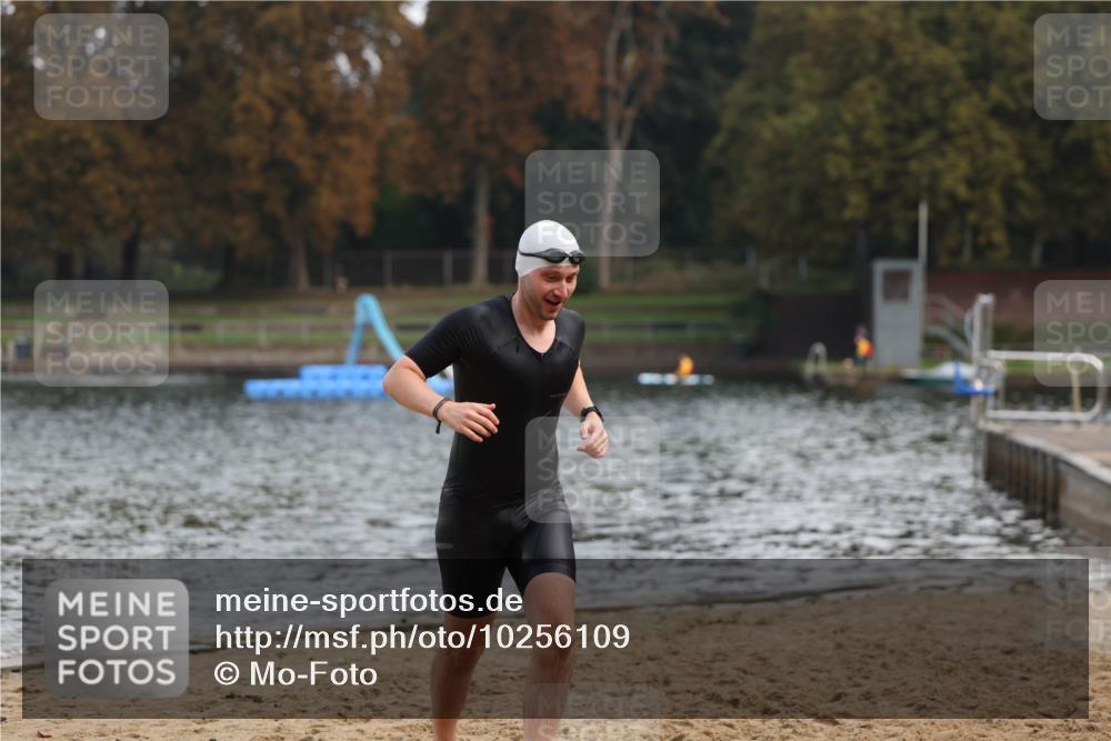 13.09.2026 - Stadtparktriathlon Mo-Foto http://msf.ph/oto/10256109 13.09.2026 10:37:44 Schwimmen 579 meine-sportfotos.de