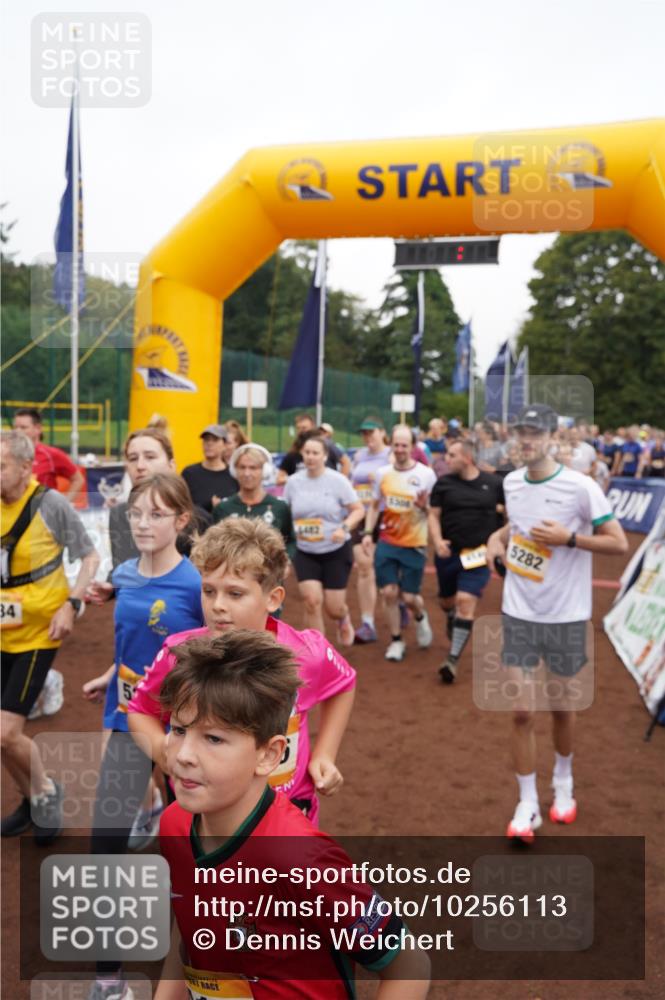 13.09.2026 - Airport Race Dennis Weichert http://msf.ph/oto/10256113 13.09.2026 10:01:09 Laufen  meine-sportfotos.de