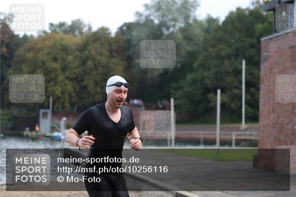 13.09.2026 - Stadtparktriathlon Mo-Foto http://msf.ph/oto/10256116 13.09.2026 10:37:45 Schwimmen 579 meine-sportfotos.de