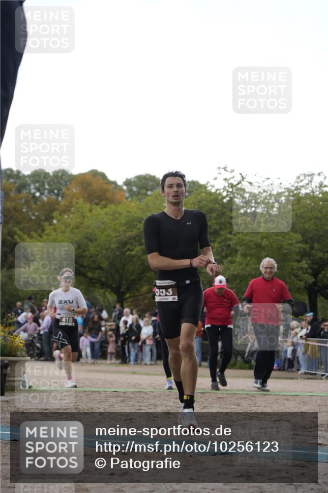 13.09.2026 - Stadtparktriathlon Patografie http://msf.ph/oto/10256123 13.09.2026 11:36:16 Ziel 270, 279, 410, 553 meine-sportfotos.de