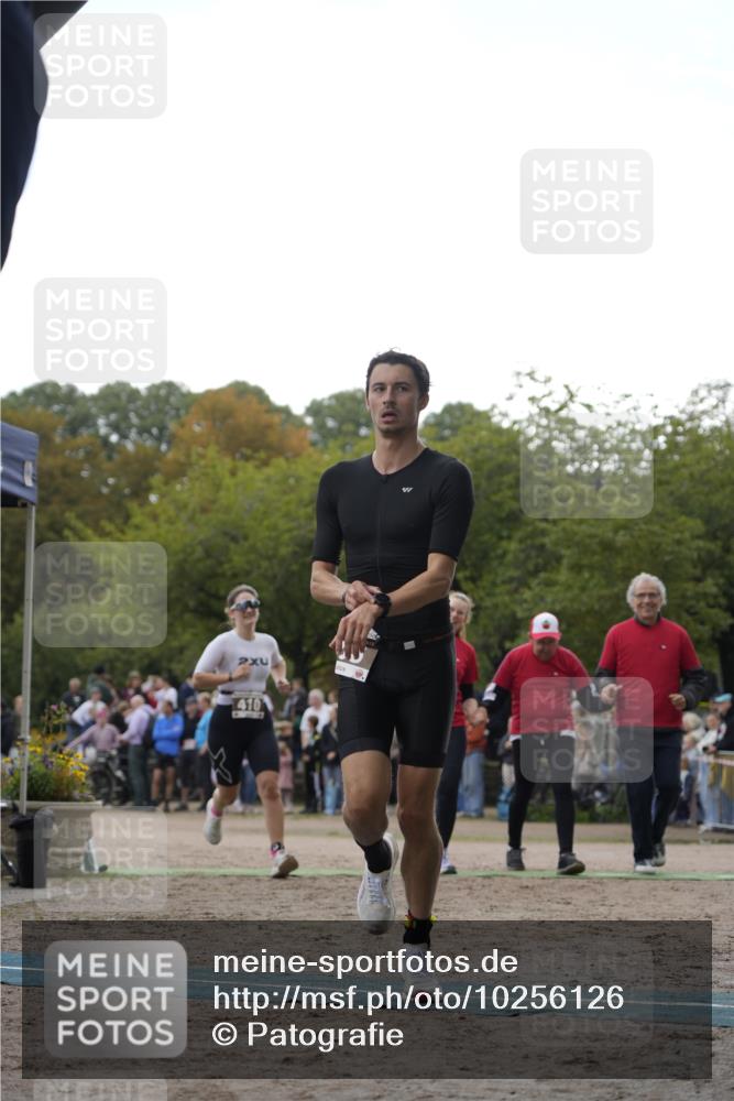 13.09.2026 - Stadtparktriathlon Patografie http://msf.ph/oto/10256126 13.09.2026 11:36:16 Ziel 270, 279, 410, 553 meine-sportfotos.de