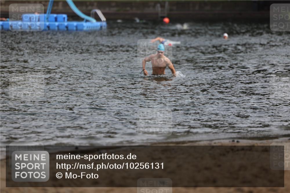 13.09.2026 - Stadtparktriathlon Mo-Foto http://msf.ph/oto/10256131 13.09.2026 10:48:45 Schwimmen 666 meine-sportfotos.de