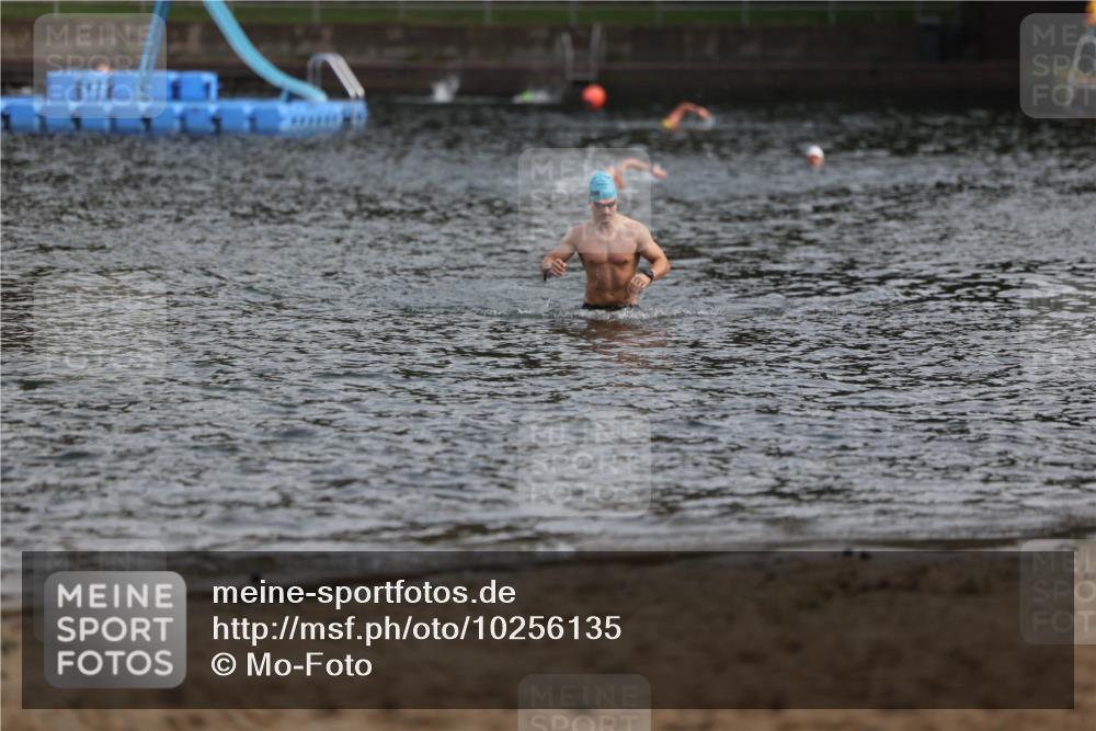 13.09.2026 - Stadtparktriathlon Mo-Foto http://msf.ph/oto/10256135 13.09.2026 10:48:46 Schwimmen 666 meine-sportfotos.de