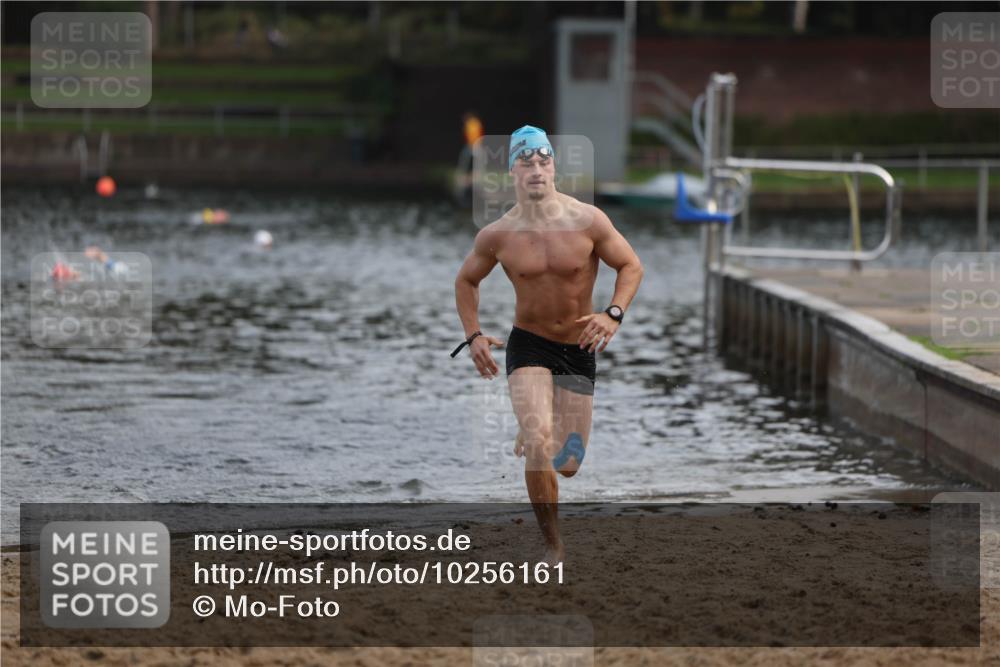 13.09.2026 - Stadtparktriathlon Mo-Foto http://msf.ph/oto/10256161 13.09.2026 10:48:54 Schwimmen 666 meine-sportfotos.de