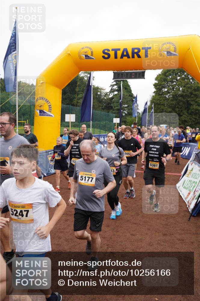 13.09.2026 - Airport Race Dennis Weichert http://msf.ph/oto/10256166 13.09.2026 10:01:14 Laufen  meine-sportfotos.de