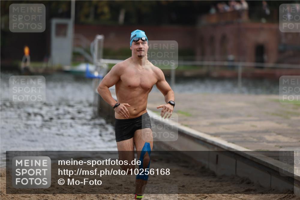 13.09.2026 - Stadtparktriathlon Mo-Foto http://msf.ph/oto/10256168 13.09.2026 10:48:55 Schwimmen 666 meine-sportfotos.de
