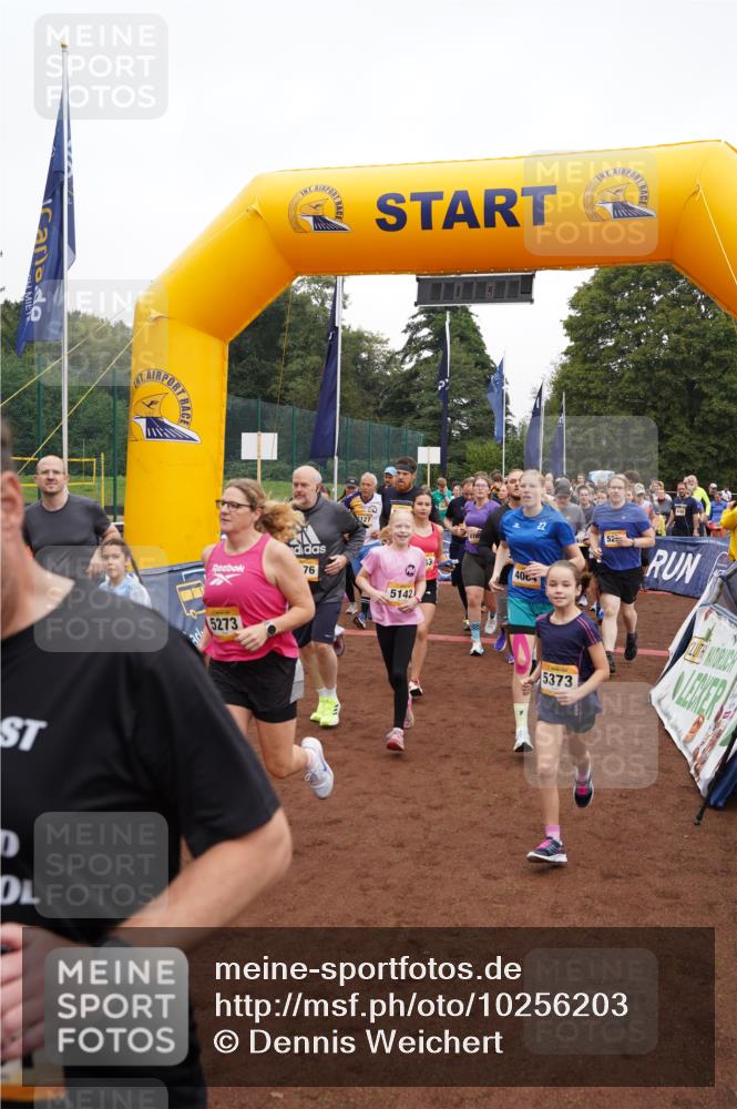 13.09.2026 - Airport Race Dennis Weichert http://msf.ph/oto/10256203 13.09.2026 10:01:16 Laufen  meine-sportfotos.de