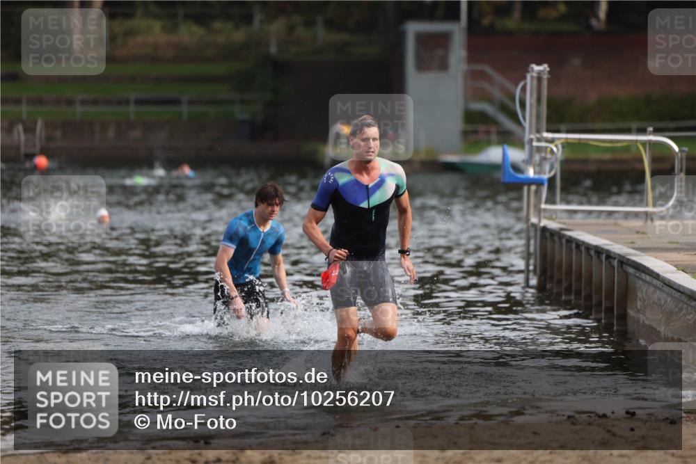 13.09.2026 - Stadtparktriathlon Mo-Foto http://msf.ph/oto/10256207 13.09.2026 10:49:18 Schwimmen 622, 691 meine-sportfotos.de