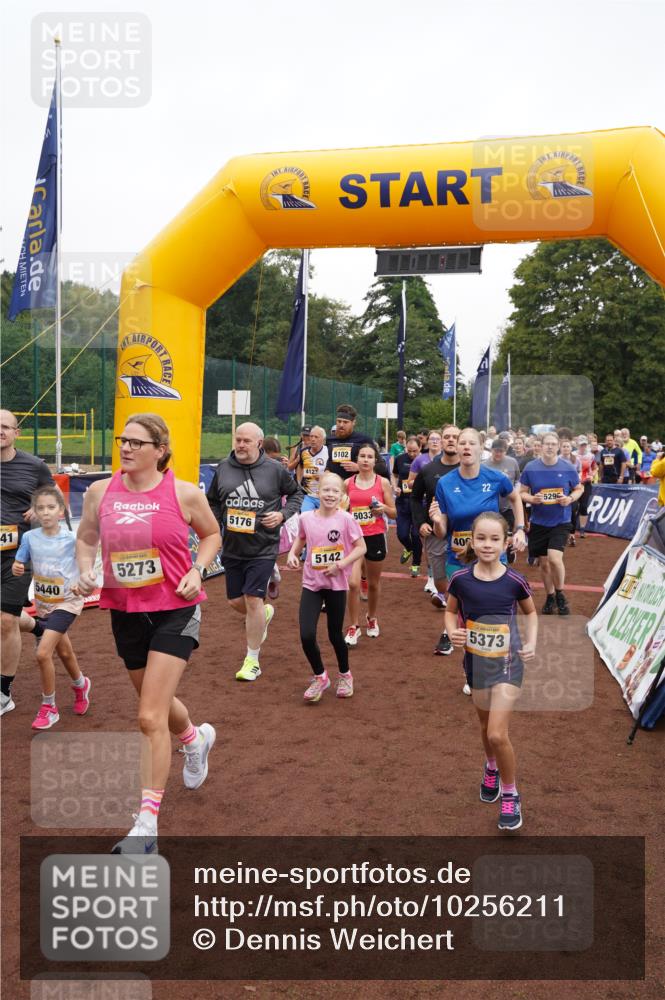 13.09.2026 - Airport Race Dennis Weichert http://msf.ph/oto/10256211 13.09.2026 10:01:16 Laufen  meine-sportfotos.de