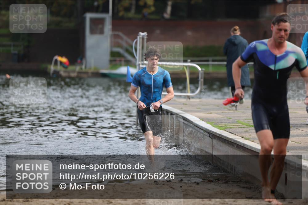 13.09.2026 - Stadtparktriathlon Mo-Foto http://msf.ph/oto/10256226 13.09.2026 10:49:21 Schwimmen 622, 691 meine-sportfotos.de