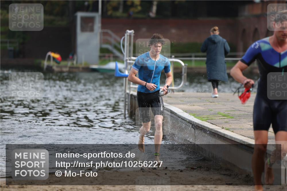 13.09.2026 - Stadtparktriathlon Mo-Foto http://msf.ph/oto/10256227 13.09.2026 10:49:22 Schwimmen 622, 691 meine-sportfotos.de
