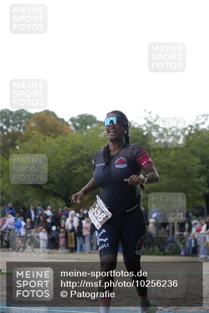 13.09.2026 - Stadtparktriathlon Patografie http://msf.ph/oto/10256236 13.09.2026 11:37:41 Ziel 358, 505 meine-sportfotos.de