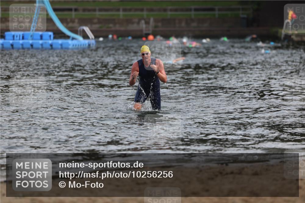 13.09.2026 - Stadtparktriathlon Mo-Foto http://msf.ph/oto/10256256 13.09.2026 10:49:50 Schwimmen  meine-sportfotos.de
