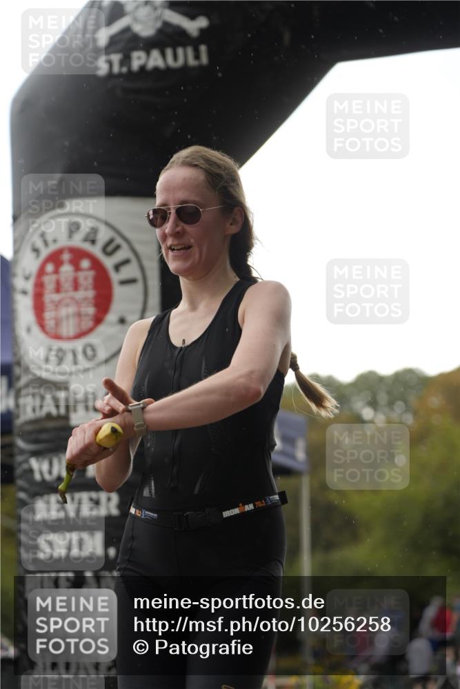 13.09.2026 - Stadtparktriathlon Patografie http://msf.ph/oto/10256258 13.09.2026 11:37:56 Ziel 387 meine-sportfotos.de