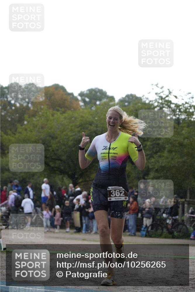13.09.2026 - Stadtparktriathlon Patografie http://msf.ph/oto/10256265 13.09.2026 11:38:09 Ziel 362, 533 meine-sportfotos.de