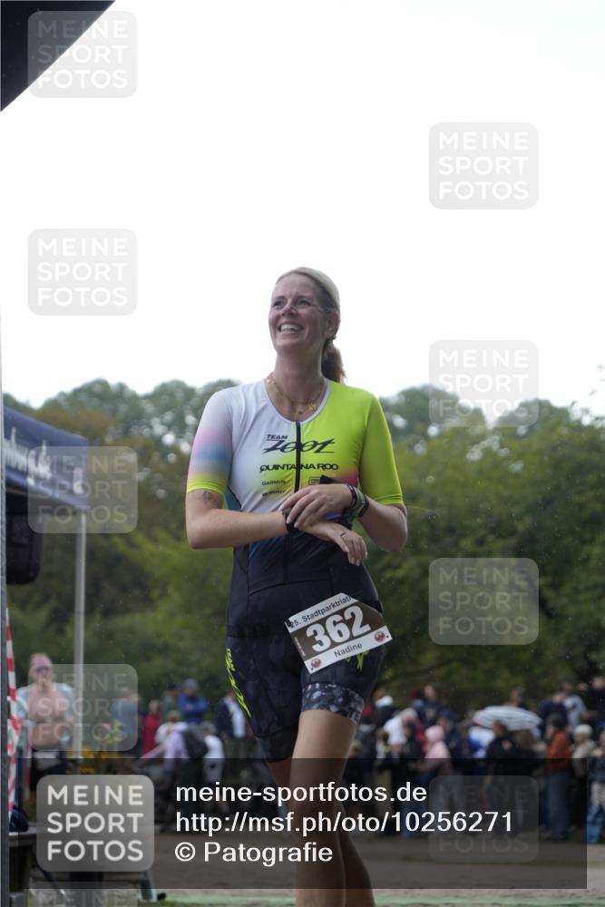 13.09.2026 - Stadtparktriathlon Patografie http://msf.ph/oto/10256271 13.09.2026 11:38:10 Ziel 362, 392, 533 meine-sportfotos.de